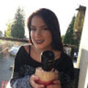 Meet your Posher, Elyse